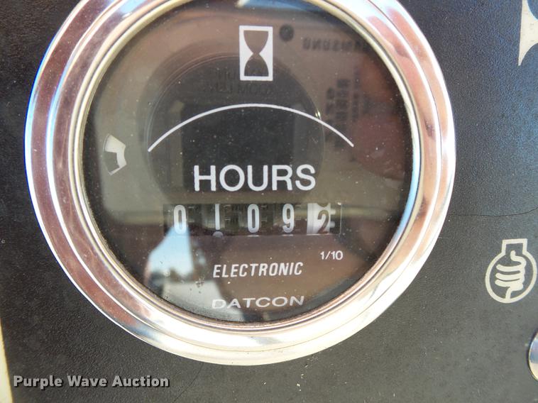 image for item DA2455 2008 Finn B70T straw blower