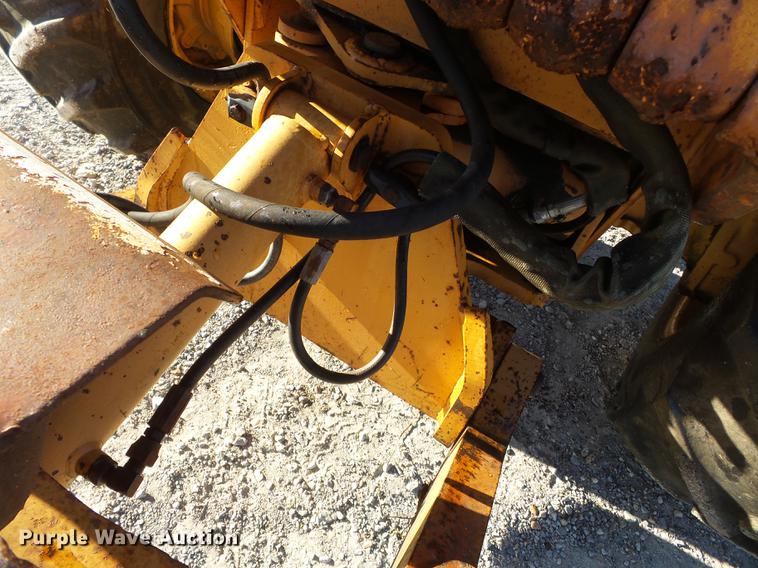 image for item DA2457 1994 Case 660 trencher