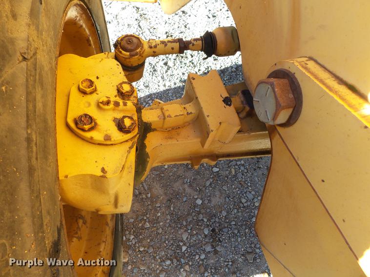 image for item DA2457 1994 Case 660 trencher