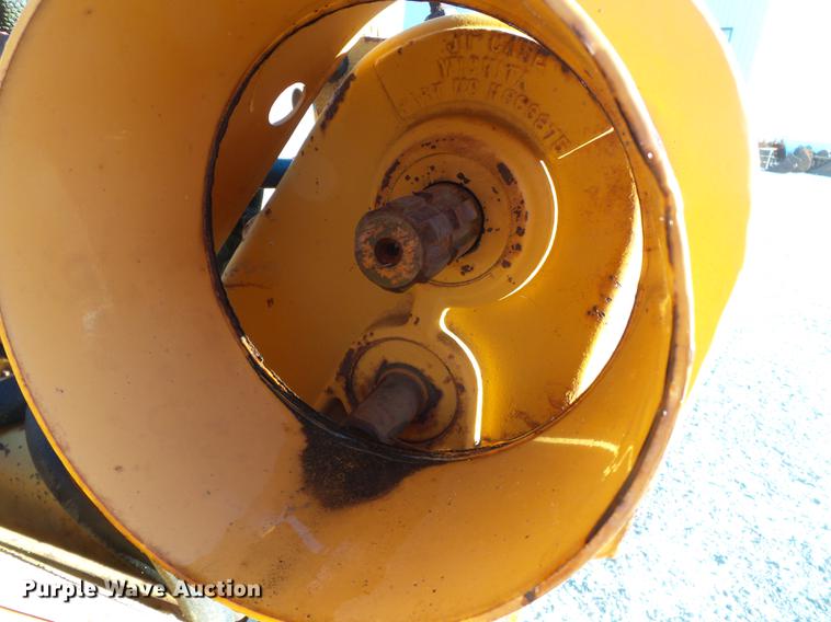 image for item DA2457 1994 Case 660 trencher