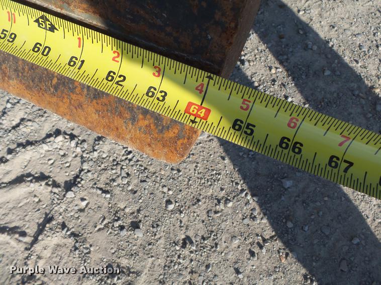 image for item DA2458 2004 Takeuchi TB135 compact excavator