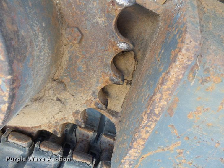 image for item DA2458 2004 Takeuchi TB135 compact excavator