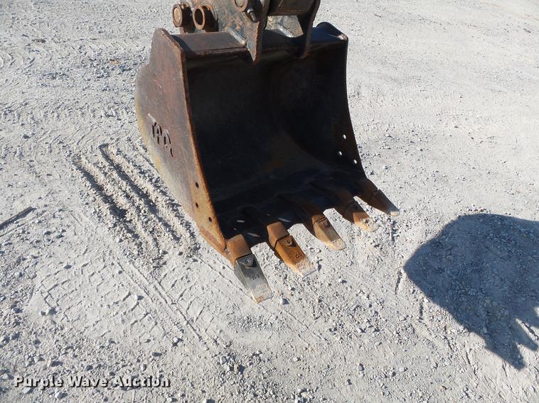 image for item DA2458 2004 Takeuchi TB135 compact excavator