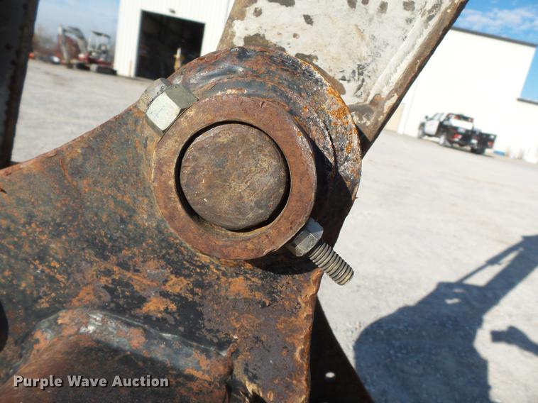 image for item DA2458 2004 Takeuchi TB135 compact excavator