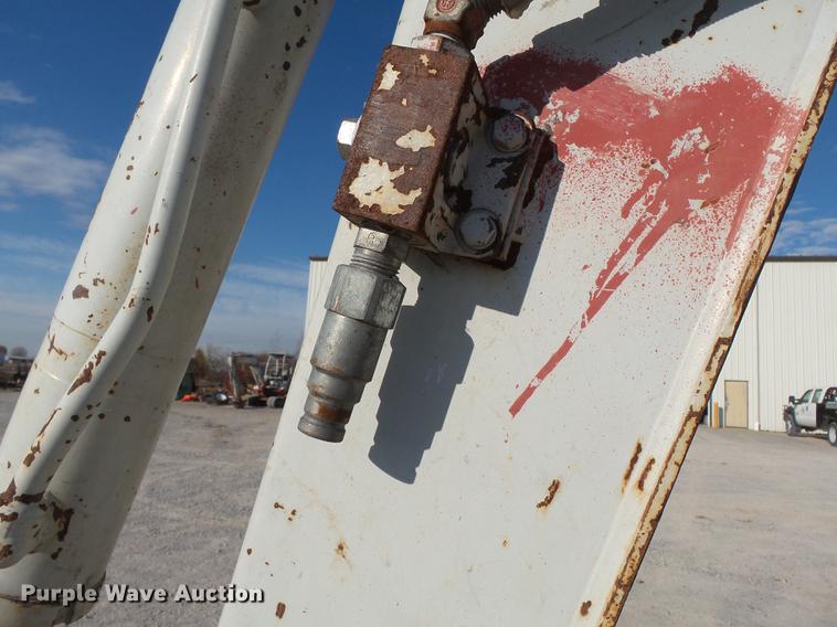 image for item DA2458 2004 Takeuchi TB135 compact excavator