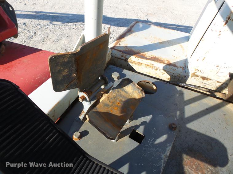 image for item DA2458 2004 Takeuchi TB135 compact excavator