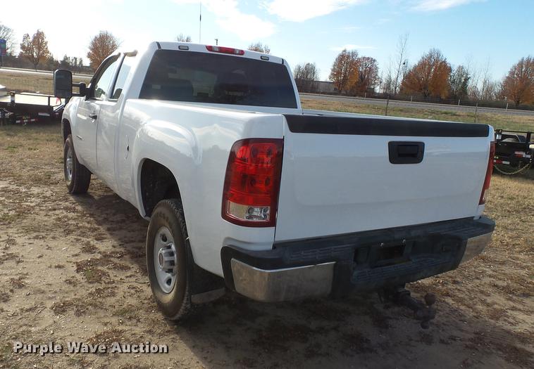 image for item DA2465 2010 GMC Sierra 2500HD Ext. Cab pickup truck