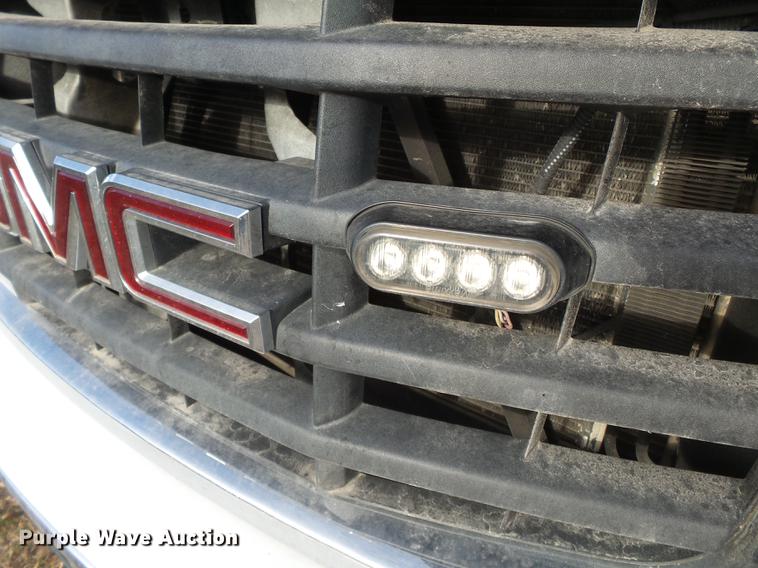 image for item DA2465 2010 GMC Sierra 2500HD Ext. Cab pickup truck