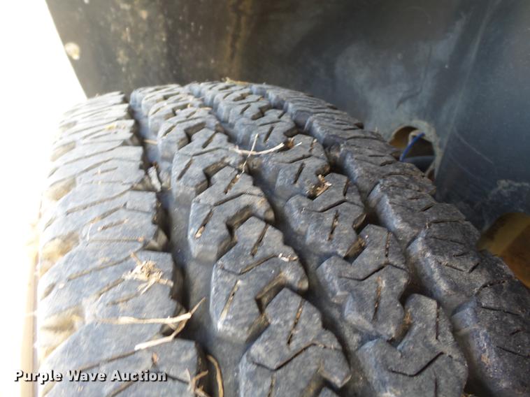 image for item DA2465 2010 GMC Sierra 2500HD Ext. Cab pickup truck