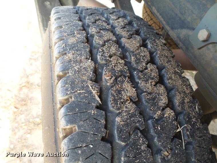 image for item DA2465 2010 GMC Sierra 2500HD Ext. Cab pickup truck