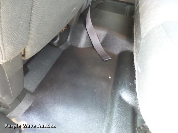 image for item DA2465 2010 GMC Sierra 2500HD Ext. Cab pickup truck