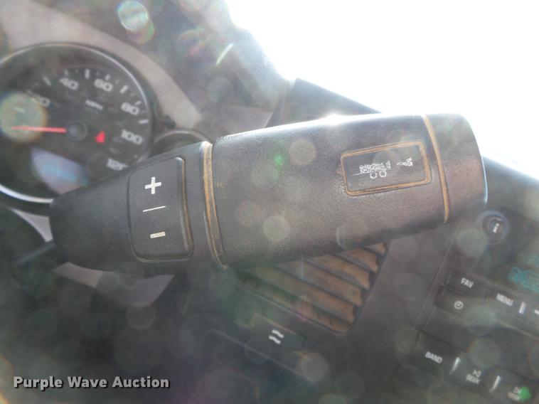 image for item DA2465 2010 GMC Sierra 2500HD Ext. Cab pickup truck