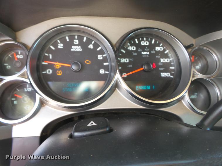 image for item DA2465 2010 GMC Sierra 2500HD Ext. Cab pickup truck