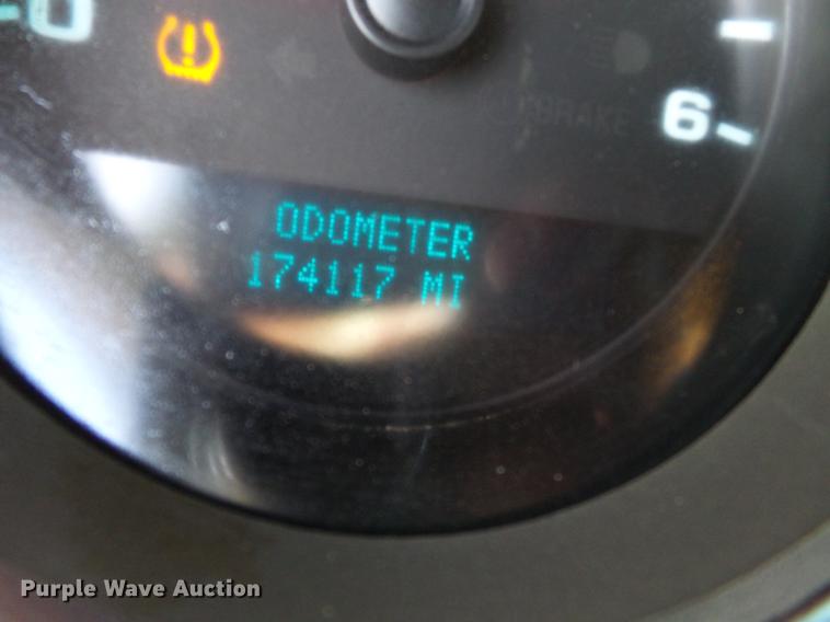 image for item DA2465 2010 GMC Sierra 2500HD Ext. Cab pickup truck