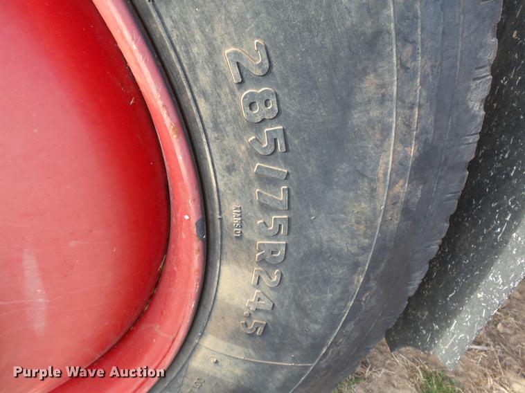 image for item DA2466 1984 International S1900 dump truck