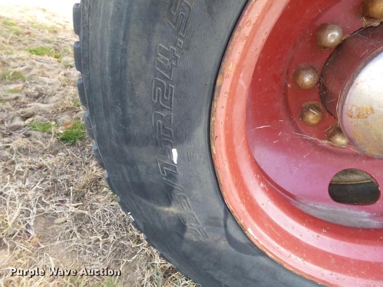 image for item DA2466 1984 International S1900 dump truck