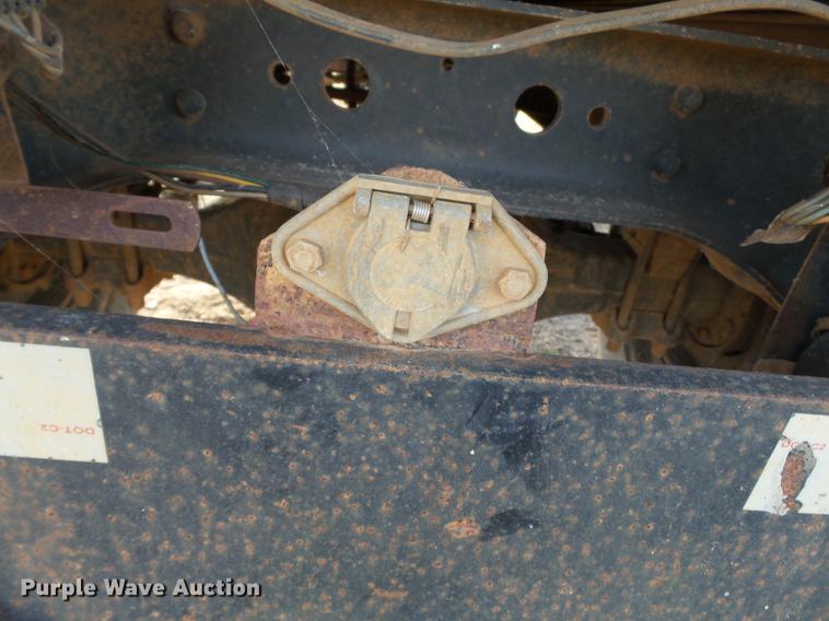 image for item DA2466 1984 International S1900 dump truck