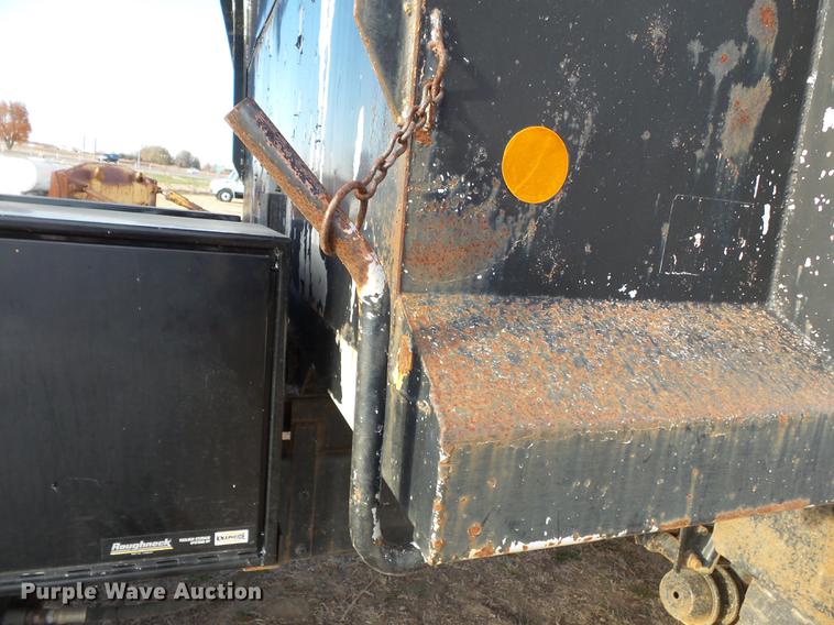 image for item DA2466 1984 International S1900 dump truck