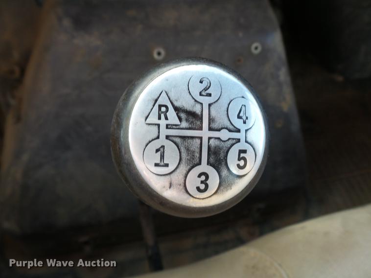 image for item DA2466 1984 International S1900 dump truck