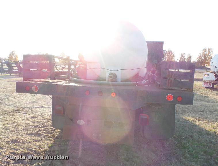 image for item DA2467 1987 International S1900 flatbed truck