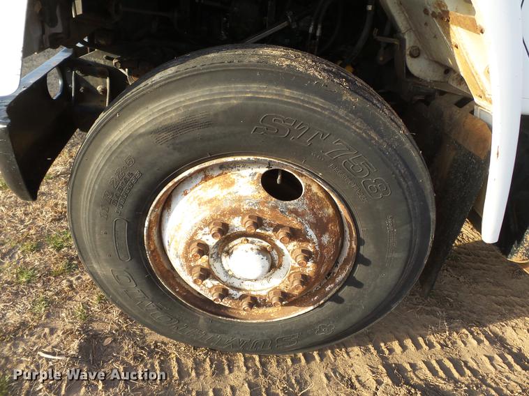 image for item DA2467 1987 International S1900 flatbed truck