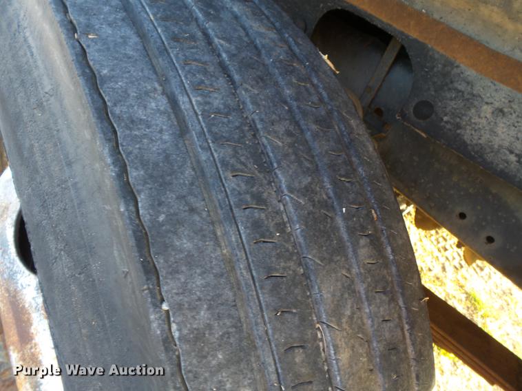 image for item DA2467 1987 International S1900 flatbed truck