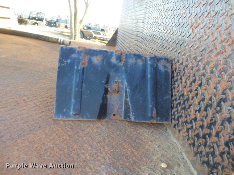 image for item DA2467 1987 International S1900 flatbed truck