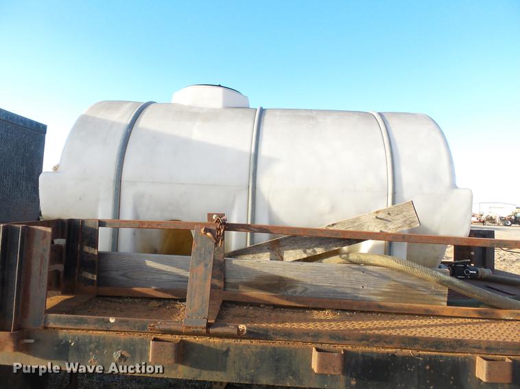 image for item DA2467 1987 International S1900 flatbed truck