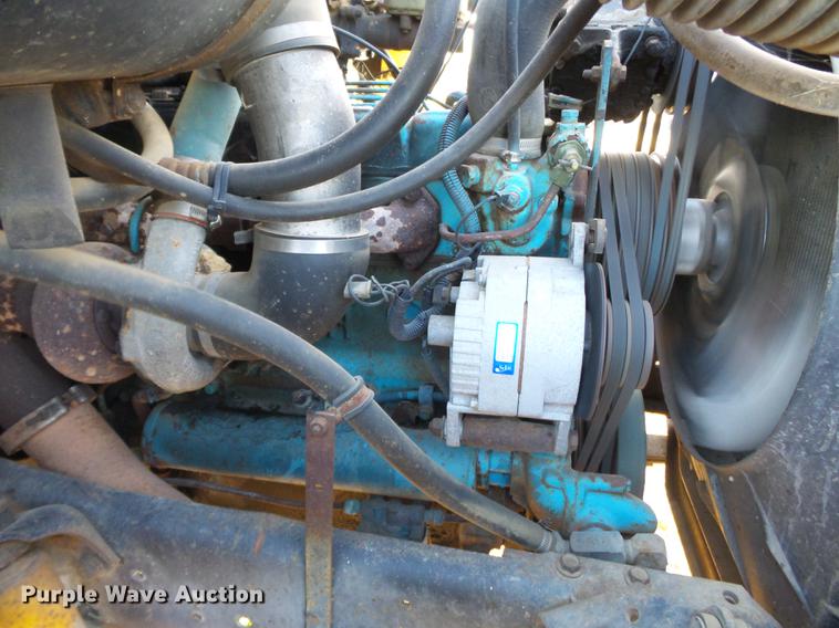 image for item DA2467 1987 International S1900 flatbed truck