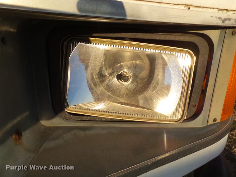 image for item DA2468 1990 Mack CH612 vacuum truck