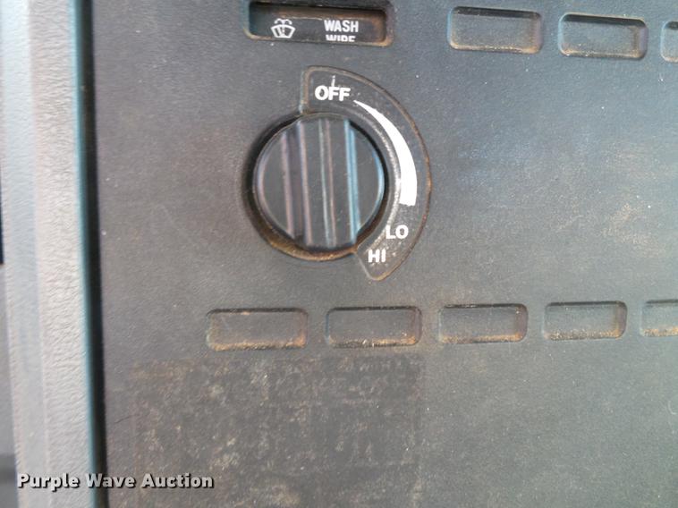 image for item DA2468 1990 Mack CH612 vacuum truck