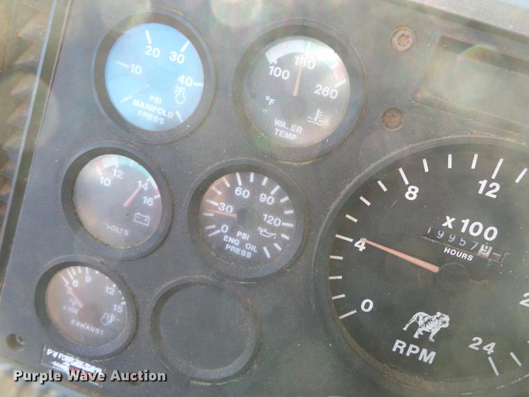 image for item DA2468 1990 Mack CH612 vacuum truck