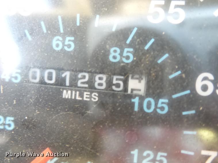 image for item DA2468 1990 Mack CH612 vacuum truck