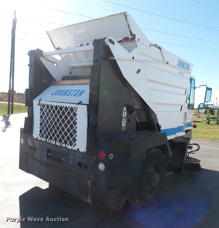 image for item DA2469 1995 Johnston V3000SP sweeper