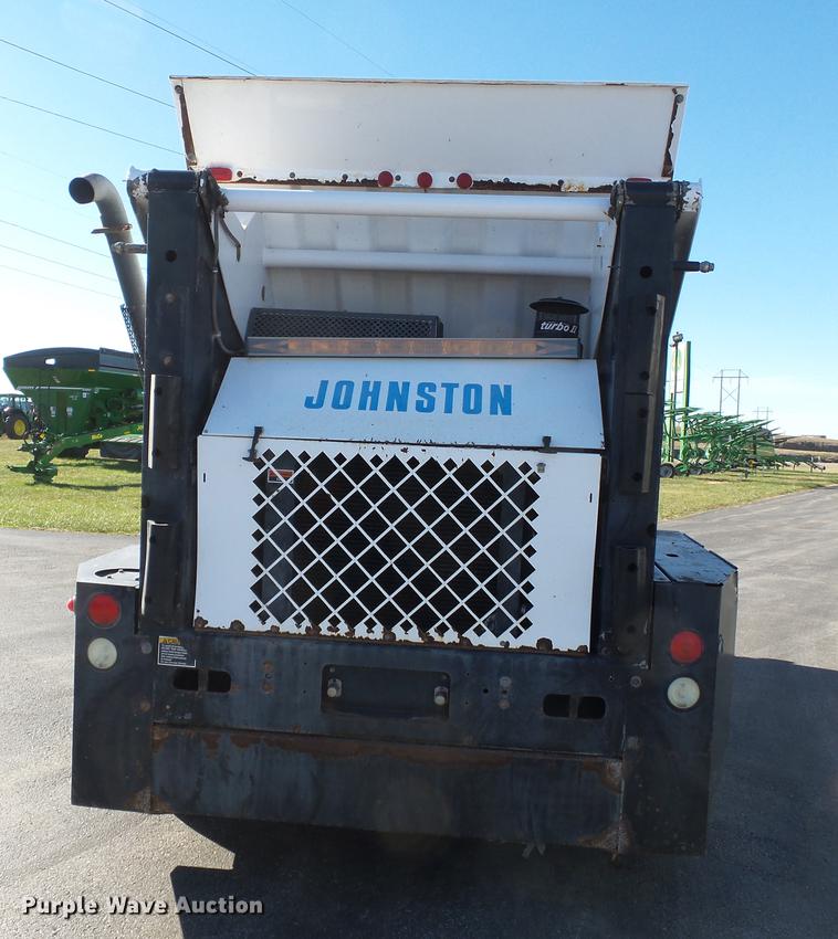 image for item DA2469 1995 Johnston V3000SP sweeper