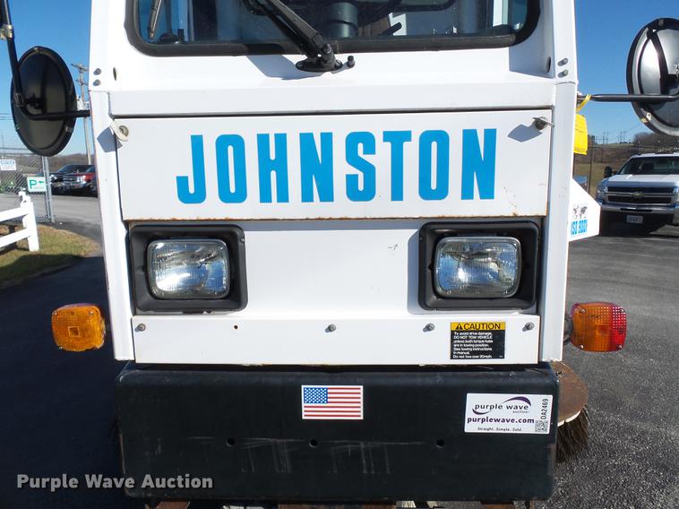 image for item DA2469 1995 Johnston V3000SP sweeper