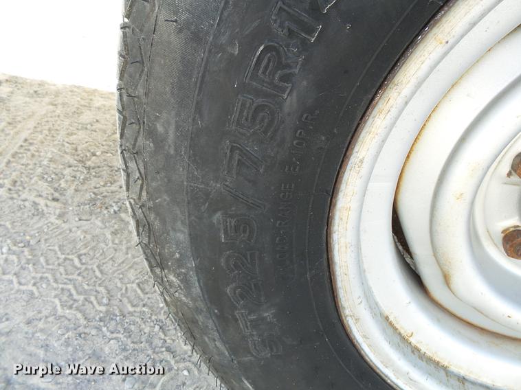 image for item DA2470 2005 Vermeer BC1000XL wood chipper