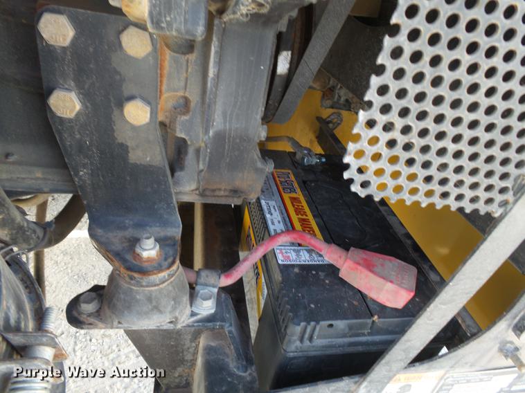 image for item DA2470 2005 Vermeer BC1000XL wood chipper