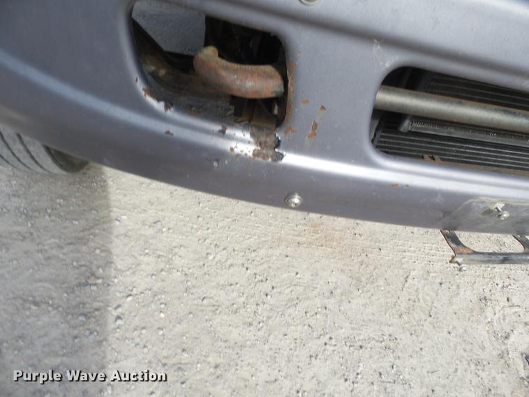 image for item DA2471 2006 International 4200 dump truck