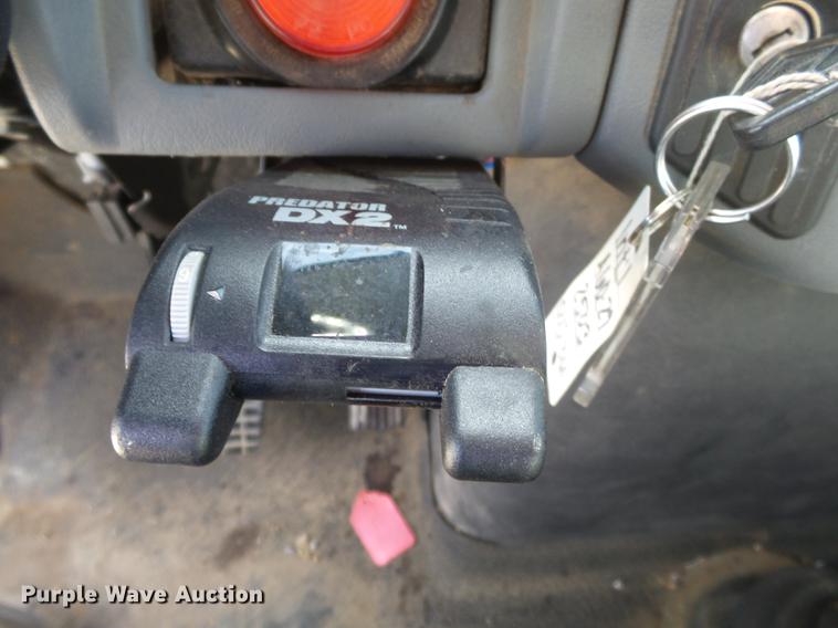 image for item DA2471 2006 International 4200 dump truck