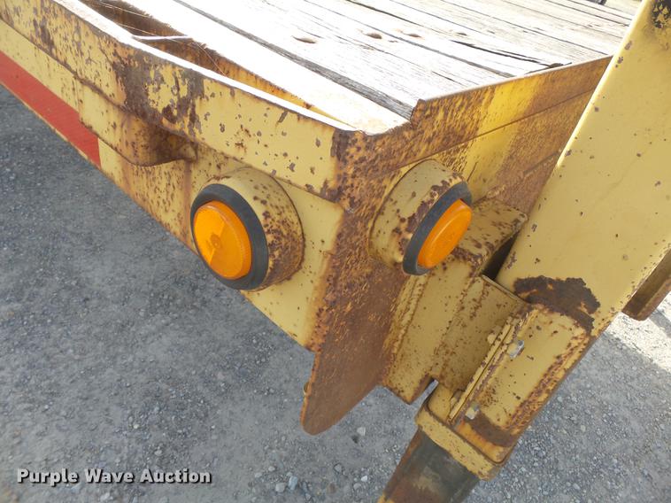 image for item DA2472 2006 Belshe equipment trailer