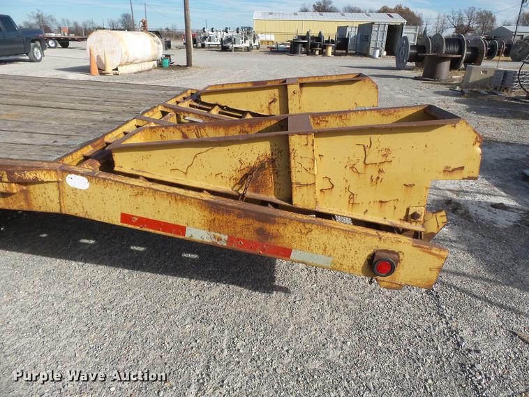image for item DA2472 2006 Belshe equipment trailer