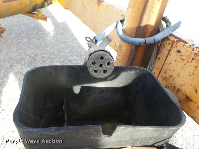 image for item DA2473 1999 Wheeler Slabach reel trailer