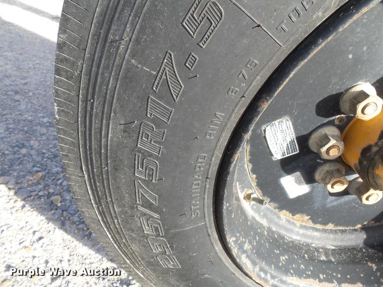 image for item DA2473 1999 Wheeler Slabach reel trailer