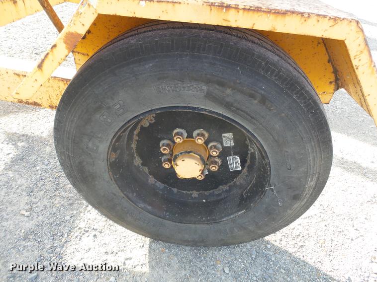 image for item DA2473 1999 Wheeler Slabach reel trailer