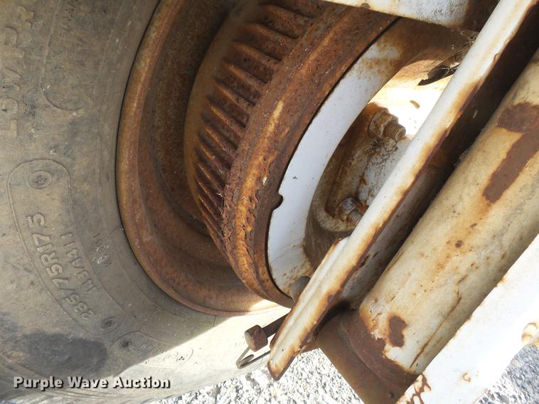 image for item DA2474 1999 Brindle Nesco BRT90 reel trailer