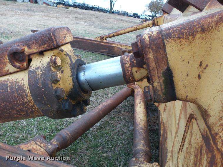 image for item DA2476 Komatsu 135 SU single tilt dozer blade