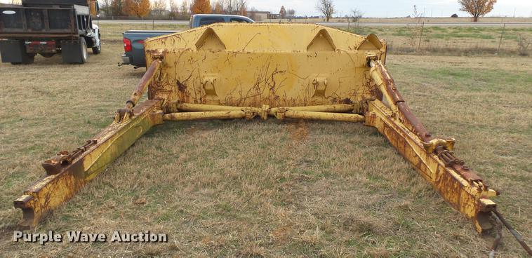 image for item DA2477 Komatsu 135 SU single tilt dozer blade