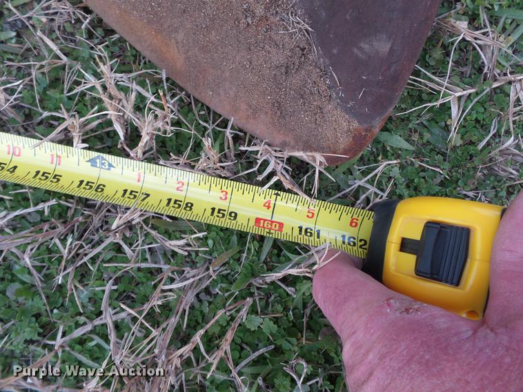 image for item DA2477 Komatsu 135 SU single tilt dozer blade