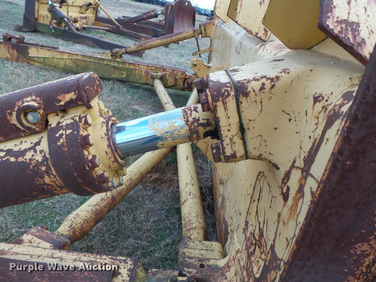 image for item DA2477 Komatsu 135 SU single tilt dozer blade